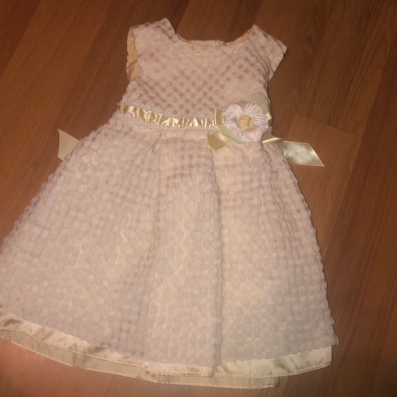 George Other - 3/$15 Yellow dress 24 months